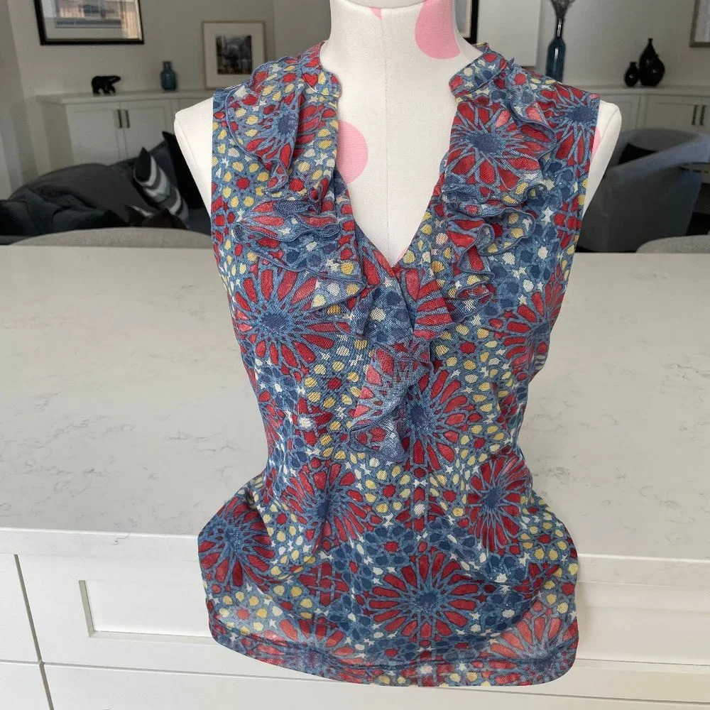Chaps Denim Sleeveless V Neck w Frills Lined Print Top Blue Red Gold Sz S